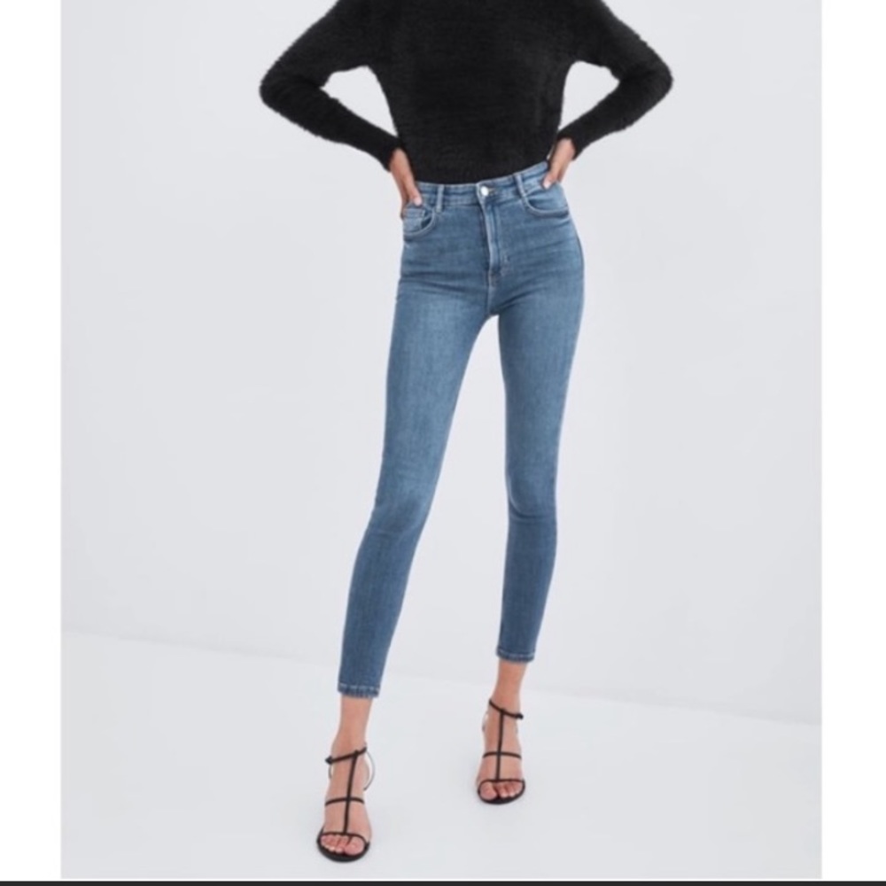 Zara Denim High Wasted Stretch Jeans Size 8US